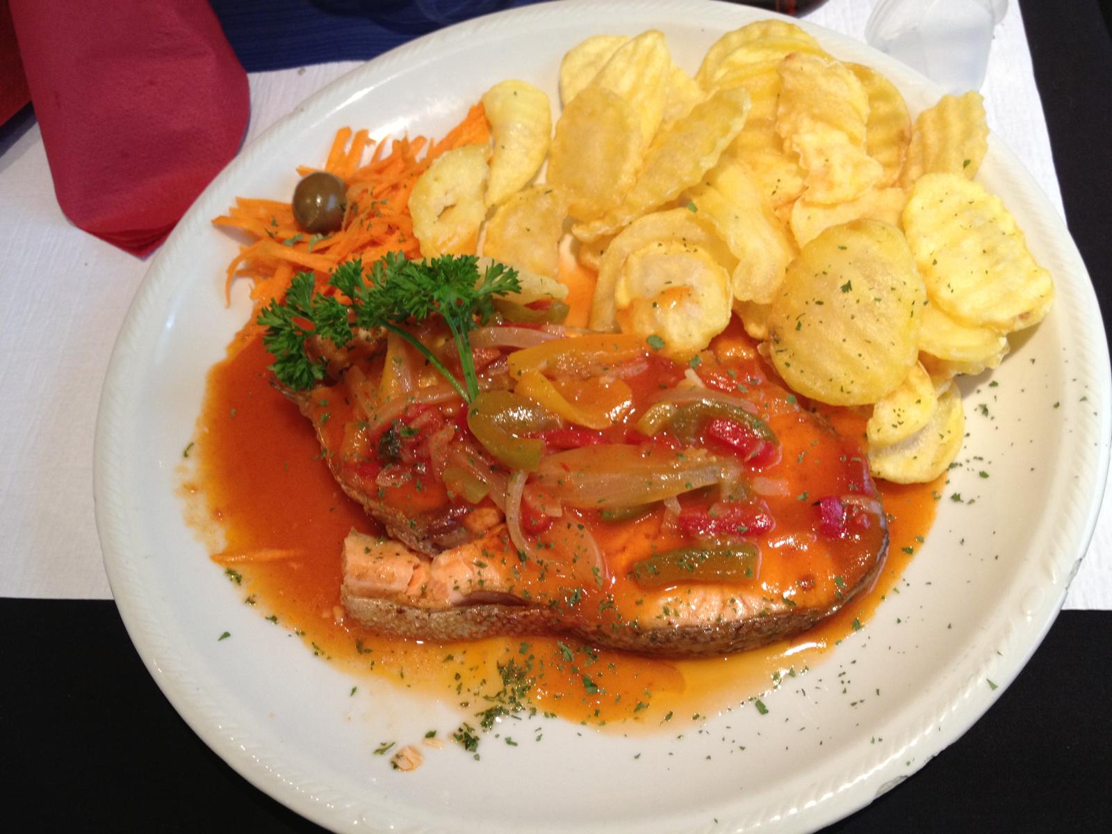 Pavé de saumon sauce méditerranéenne